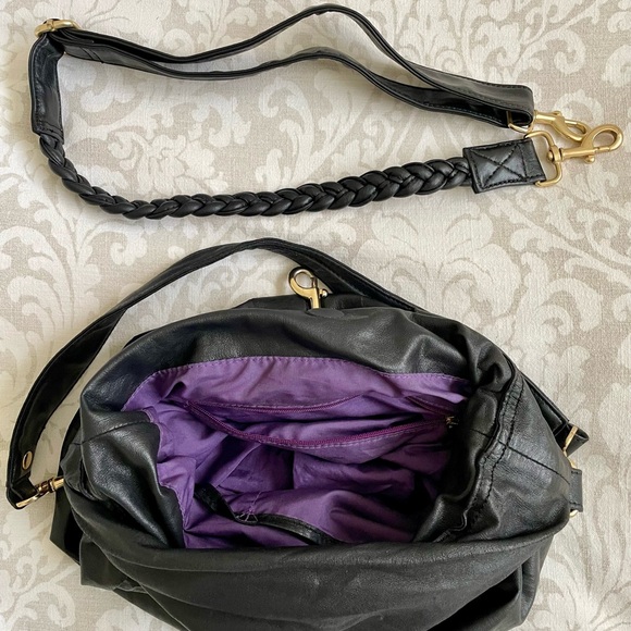 Matt & Nat Black Vegan Bucket Handbag - Picture 3 of 4